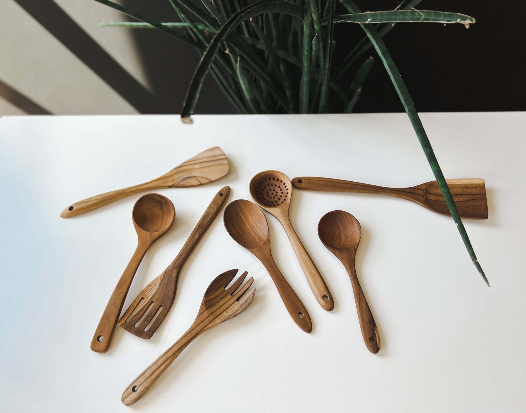 3 Reasons to Shop Small This Holiday Season - Solange & Frances