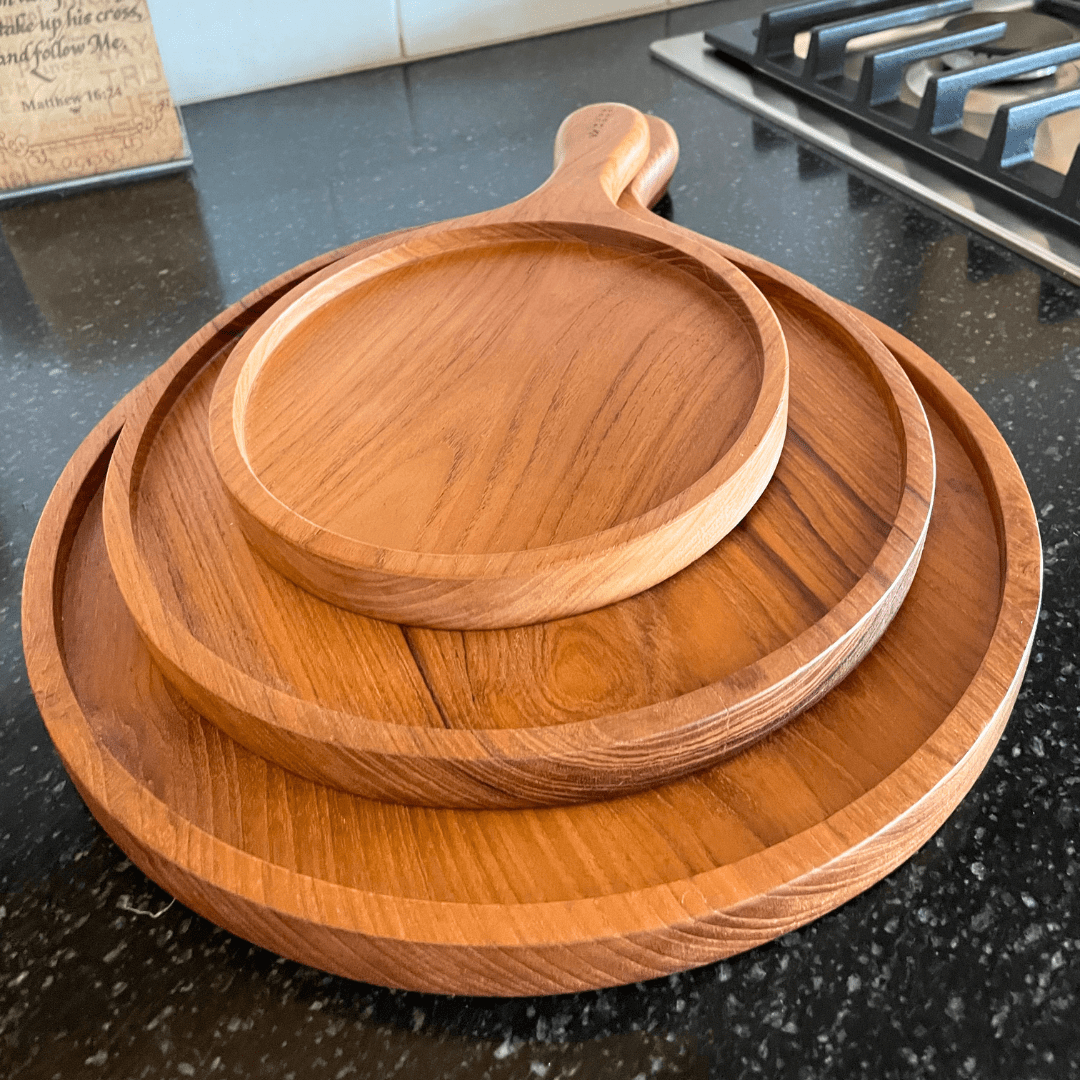 Teak Wood Round Board w/ Handle - Solange & Frances