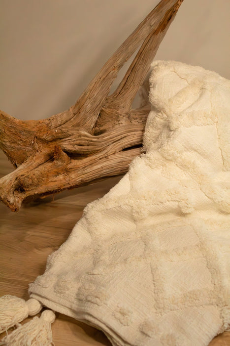 Tufted Throw Blanket, White - Solange & Frances