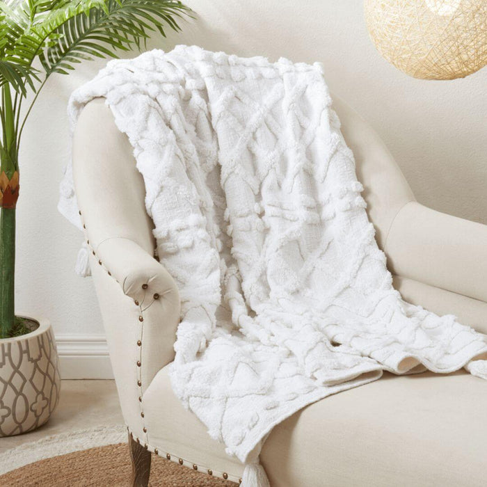 Tufted Throw Blanket, White - Solange & Frances