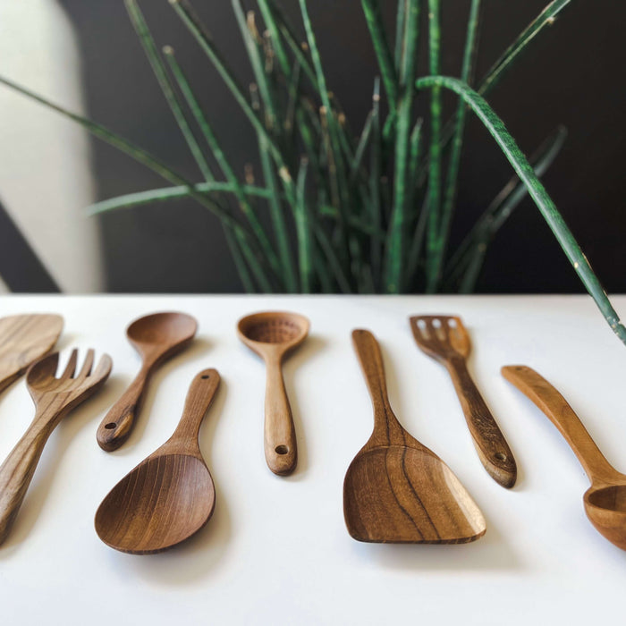 7 Reasons Teak Wood Utensils Are a Must-Have for Every Home Cook + A Giveaway | Solange & Frances