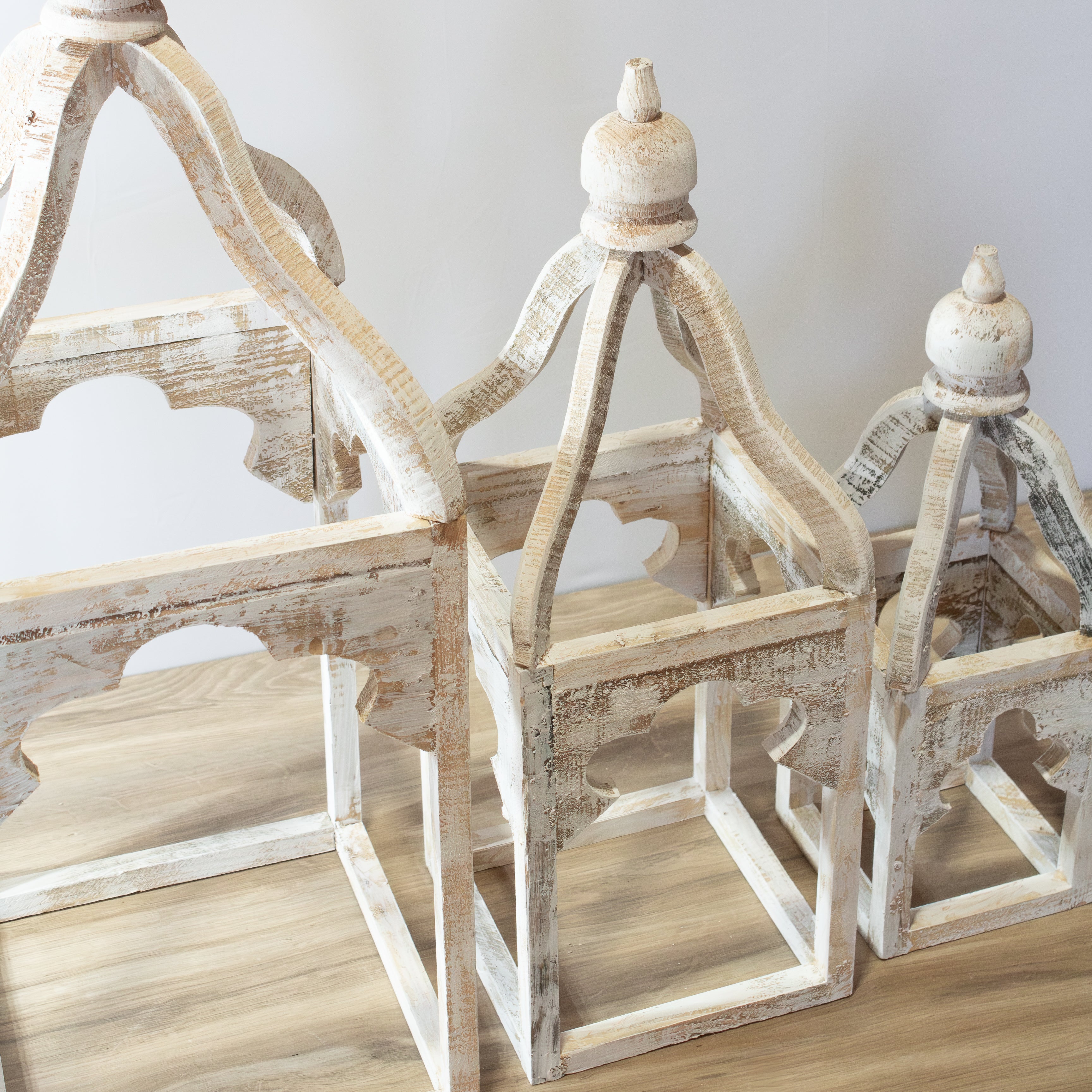 White Distressed Lanterns- Set of 3