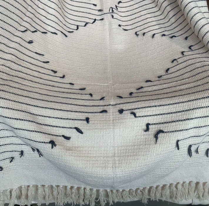 Diamond Fringe Throw Blanket - Solange & Frances