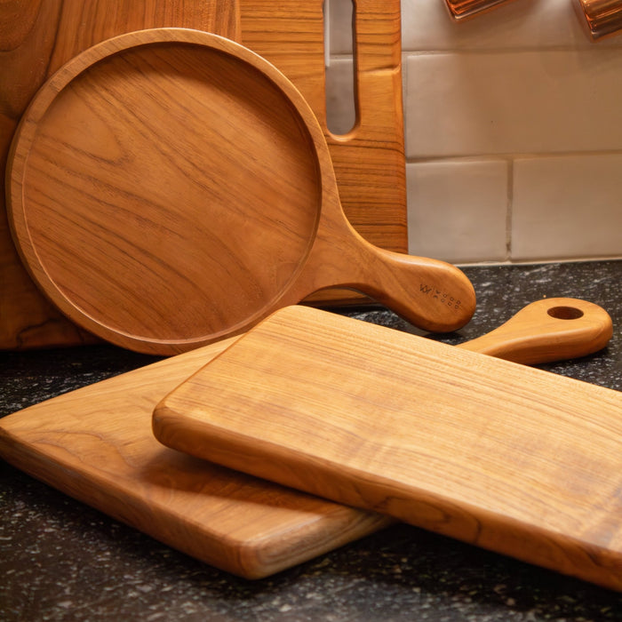 Teak Wood Square Board w/ Handle - Solange & Frances