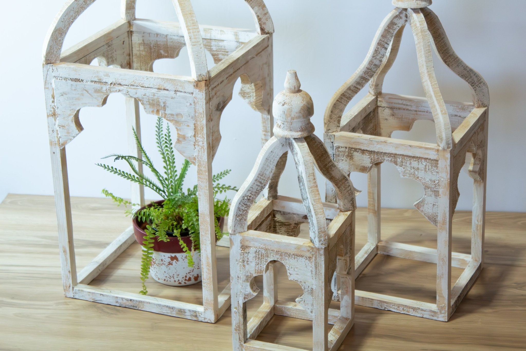 White Distressed Lanterns - Set of 3 - Solange & Frances