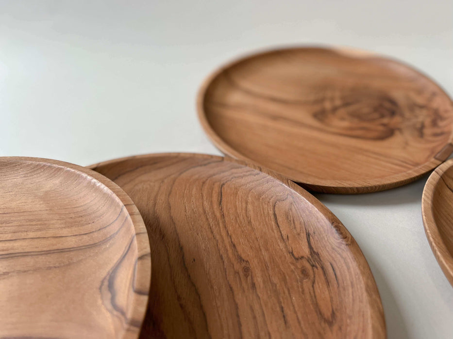 Teakwood Plates